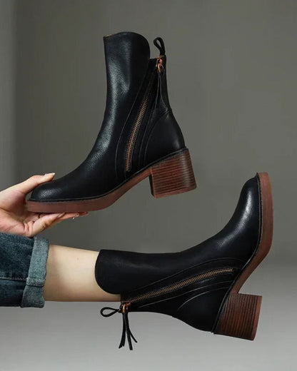 Valorine | Elegant Black Boots with Comfortable Heel