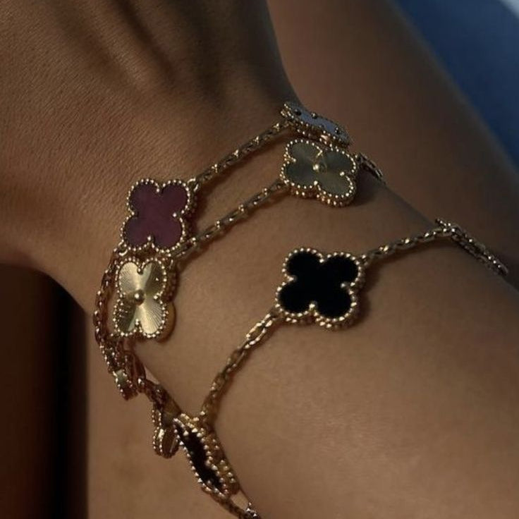 Schwarzes Trinity Armband