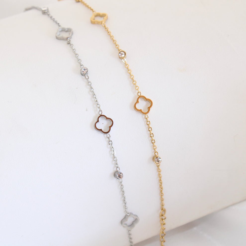 Hollow Out Clover Bracelet