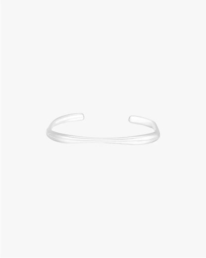 Ava Bangle