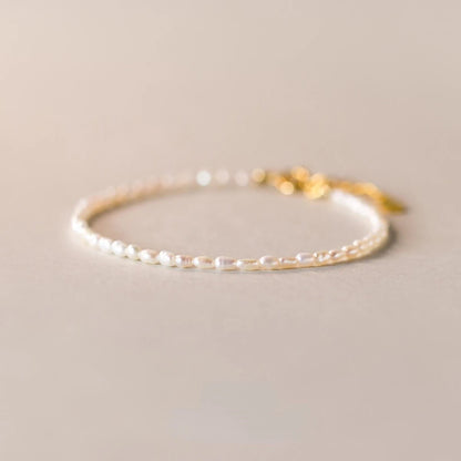 Tiny Pearl Bracelet
