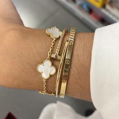 Trinity Weißes Armband